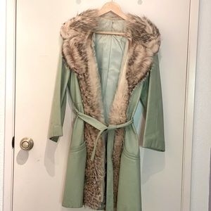 Vintage leather coat with fur trim. Aprox size 4-6